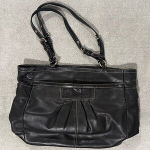Coach Black Leather Shoulder Bag